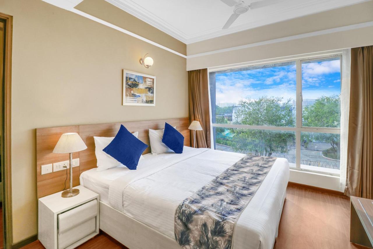 Starlit Suites Newtown Καλκούτα Εξωτερικό φωτογραφία
