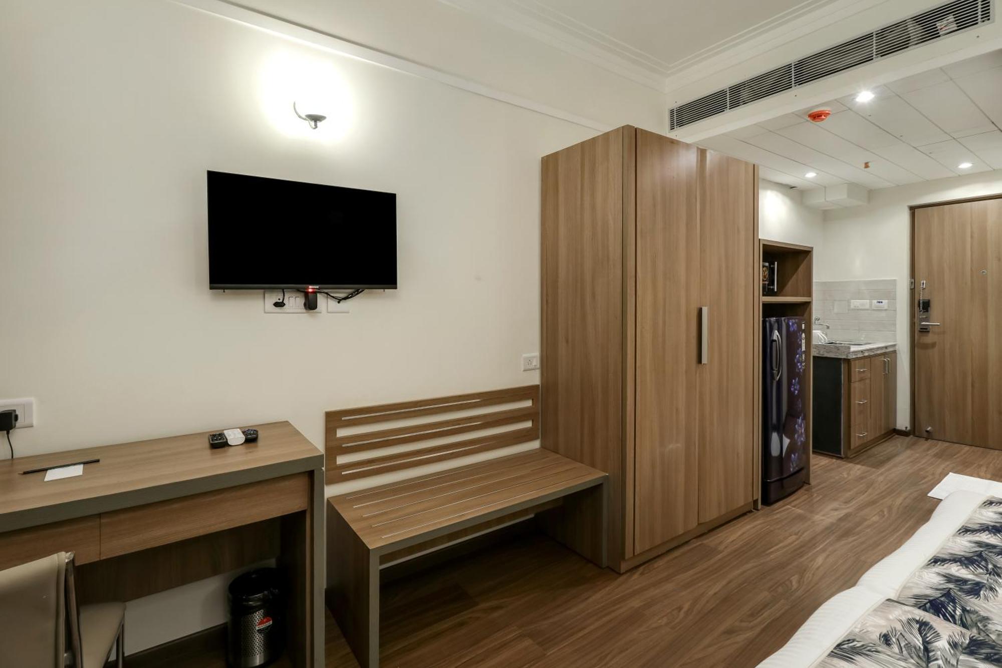 Starlit Suites Newtown Καλκούτα Εξωτερικό φωτογραφία