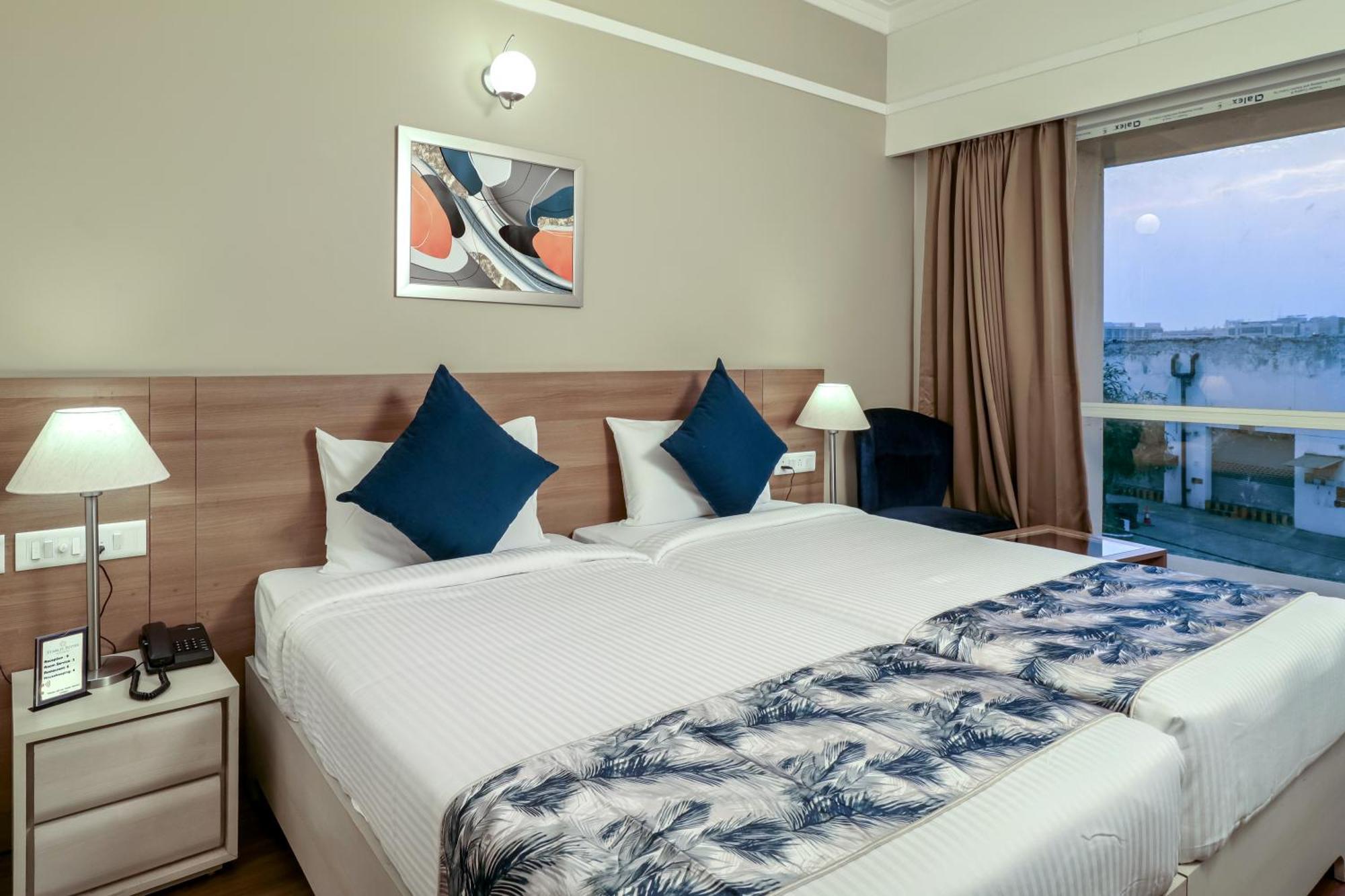 Starlit Suites Newtown Καλκούτα Εξωτερικό φωτογραφία